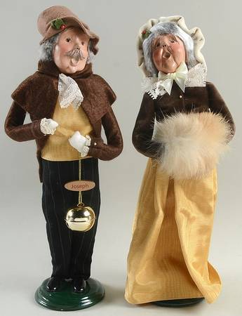 Victorian Assorted Carolers Grandparents-Brown And Gold Colors - No Box