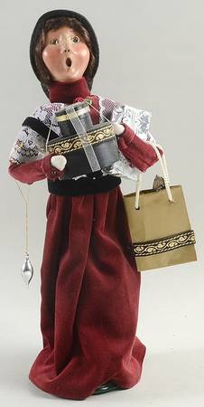 Victorian Assorted Carolers Shopper Woman With Gifts And Gift Bag - No Box 420
