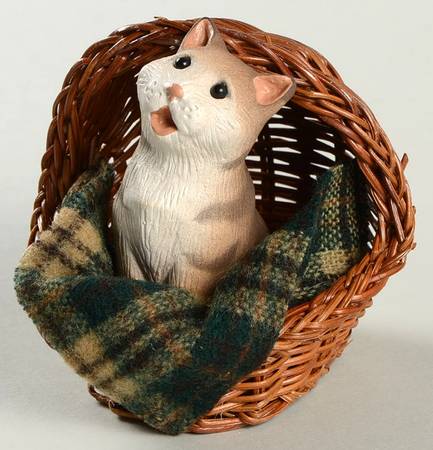Singing Cats Silver Tabby Cat Inside Basket - No Box