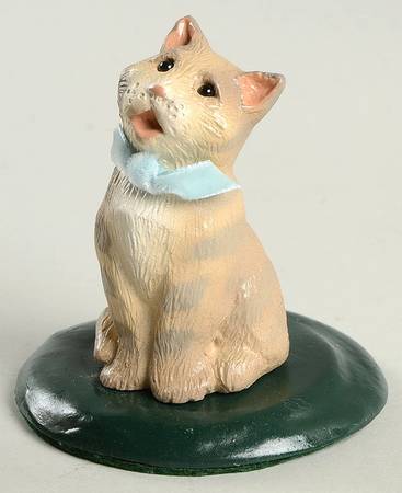 Singing Cats Silver Tabby Cat With Blue Bow - No Box