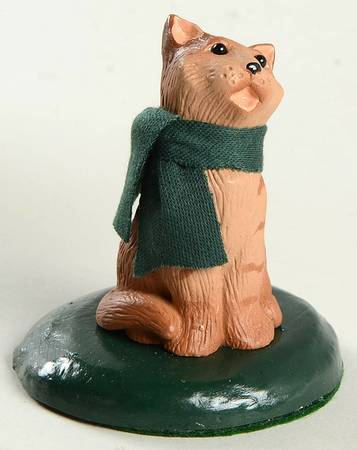 Singing Cats Brown Tabby Cat With Green Scarf - No Box