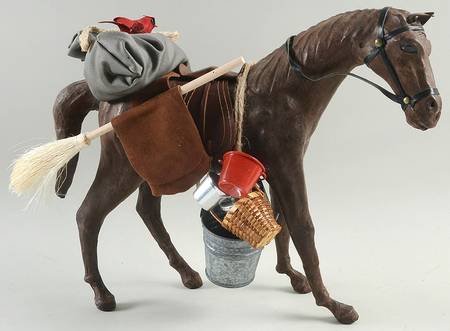 Animals Peddler's Horse With Cardinal - No Box