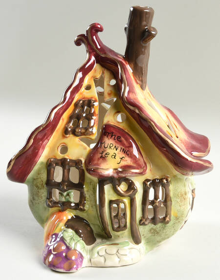 Harvest Candle Houses The Turning Leaf - No Box