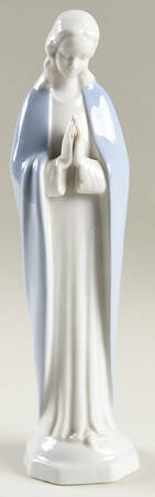 Brinns Figurine by Brinns