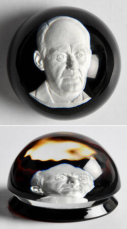 Sulphide Paperweight Adlai Stevenson - Garnet Smooth Round - Boxed