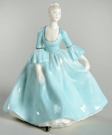 Debutante Vivienne - Boxed