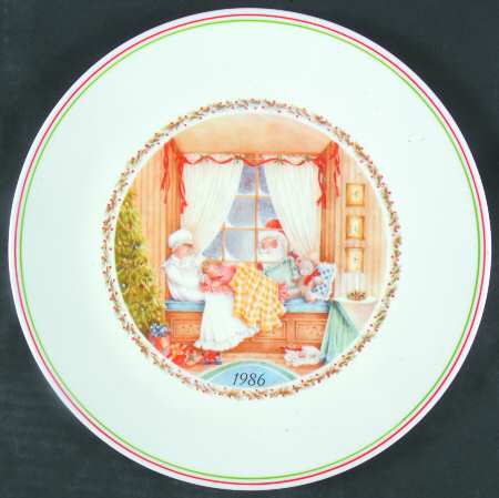 Corning Christmas Plate Christmas Plate - No Box