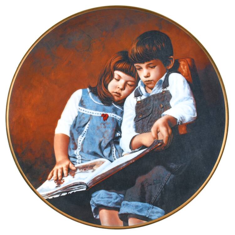 Single Release Collector Plates Sweet Dreams - Boxed