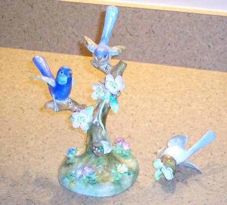 Bird Figurines Wrens - No Box