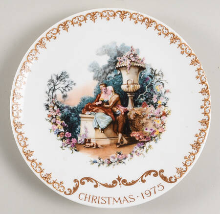 Christmas Plate Romance - Boxed