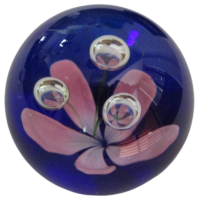 Caithness Paperweight Minuet - With Box Bx785
