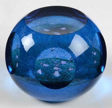 Caithness Paperweight 20,000 Leagues - With Box Bx764