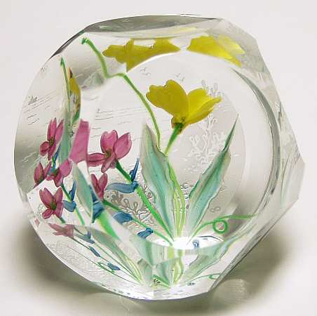 Caithness Paperweight Shingle Beach - Boxed