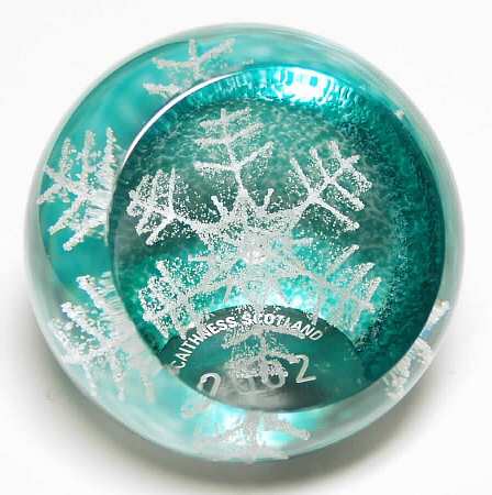 Caithness Paperweight Festive Snowflake 2002 - Boxed