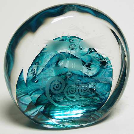 Caithness Paperweight Guiding Light - With Box Bx386