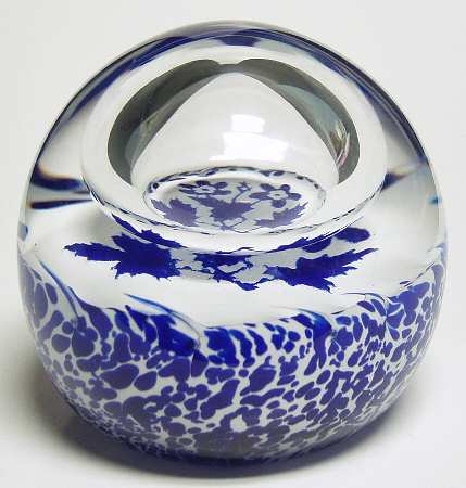 Caithness Paperweight Geranium - With Box Bx327