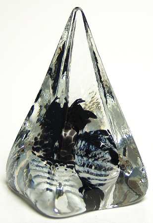 Caithness Paperweight Pyramid Twists-Black - Boxed