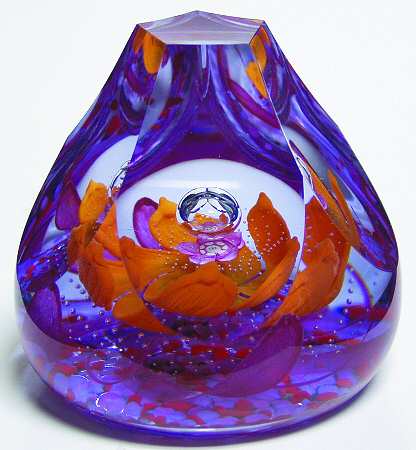 Caithness Paperweight Tantalise - With Box 525