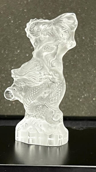 Lalique Figurines & Paperweights Dragon Flying Seal - Boxed