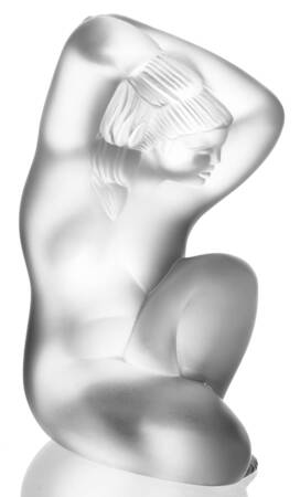 Nudes Nude-Seated Both Arms On Head - Boxed