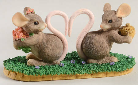 Charming Tails Love Mice - With Box-Bx542