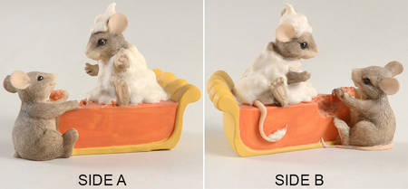 Charming Tails Pumpkin Pie - Boxed