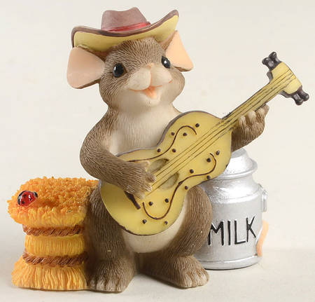 Charming Tails The Country Singer - Boxed