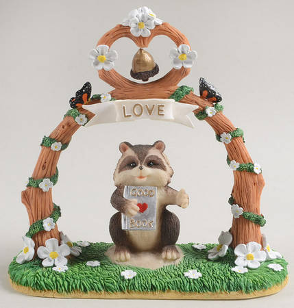 Charming Tails The Altar Of Love - Boxed