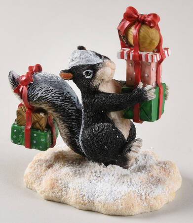 Charming Tails Bearing Gifts - With Box 524