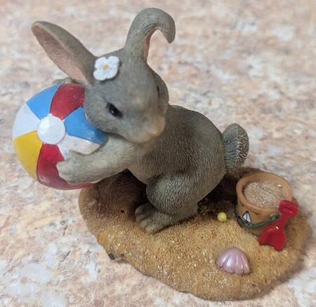 Charming Tails Beach Bunnie - Boxed