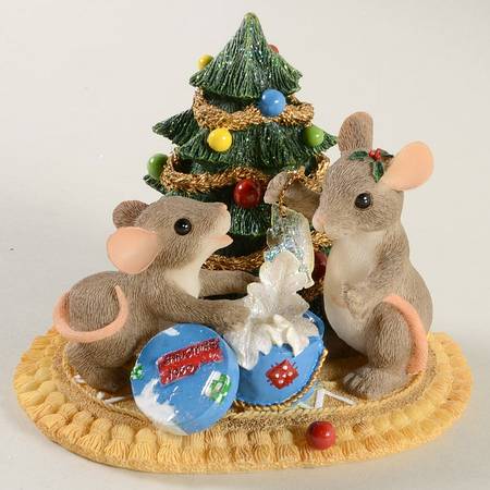 Charming Tails Christmas Treasures - Boxed