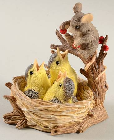 Charming Tails Feeding Time - Boxed