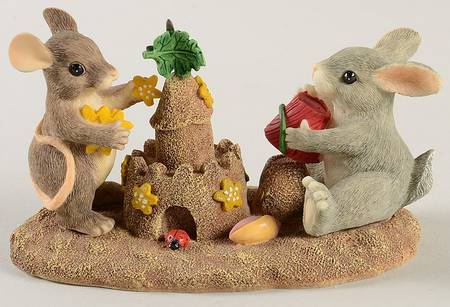 Charming Tails Building Castles - Boxed