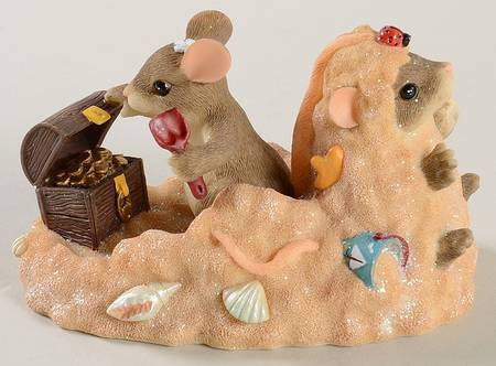Charming Tails Buried Treasures - Boxed