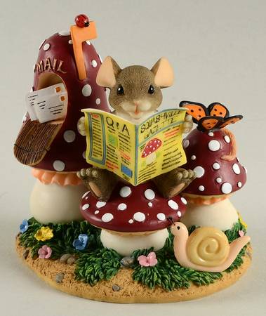 Charming Tails Share The Happy News - With Box