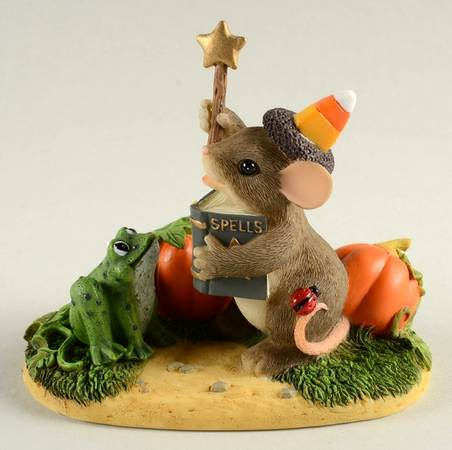 Charming Tails Hocus Pocus - Boxed
