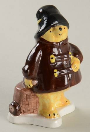 Paddington Bear Goes Shopping - Black Hat - No Box