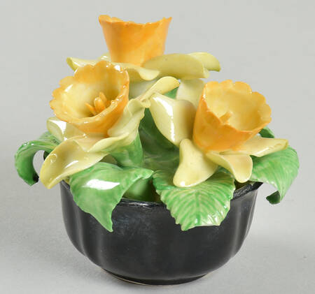 Coalport Florals Three Yellow Daffodil Black Pot  - No Box
