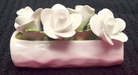 Coalport Florals Flowers In A Log, All White - With Box Bx319