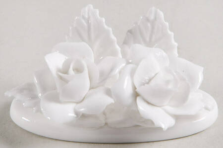 Crown Staffordshire Florals Place Card Holder-White/Roses - No Box