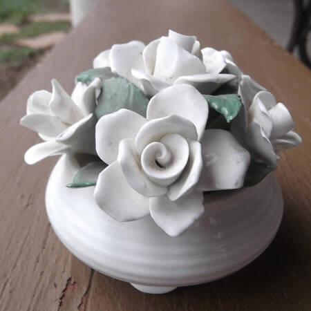 Crown Staffordshire Florals White Roses Flower Pot - No Box