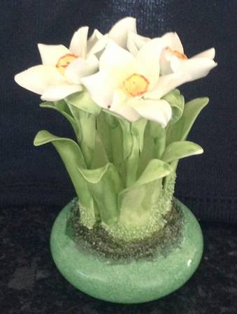Crown Staffordshire Florals Daffodils In Pot - No Box