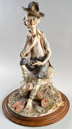 Capodimonte Giftware Hobo With Sack And Cigar - No Box