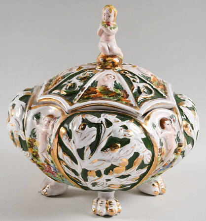 Capodimonte Giftware Panels With Cherubs/Leaves - No Box 235