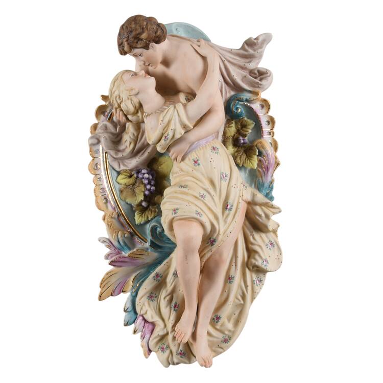 Capodimonte Giftware Victorian Lovers - Facing Left - No Box