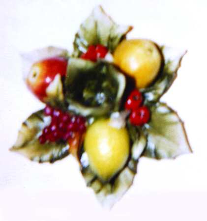 Capodimonte Giftware Fruit & Leaf Candleholder - No Box