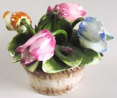 Capodimonte Giftware Roses  Arrangement - No Box