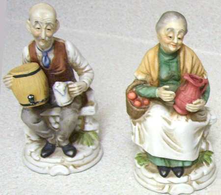 Capodimonte Giftware Older Couple-Pair - No Box