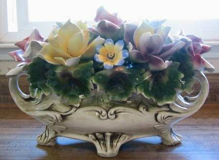 Capodimonte Giftware Floral Bowl Centerpiece - No Box