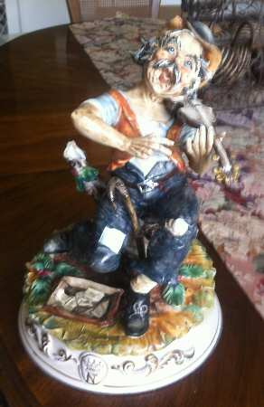 Capodimonte Giftware Old Man Playing Violin - No Box
